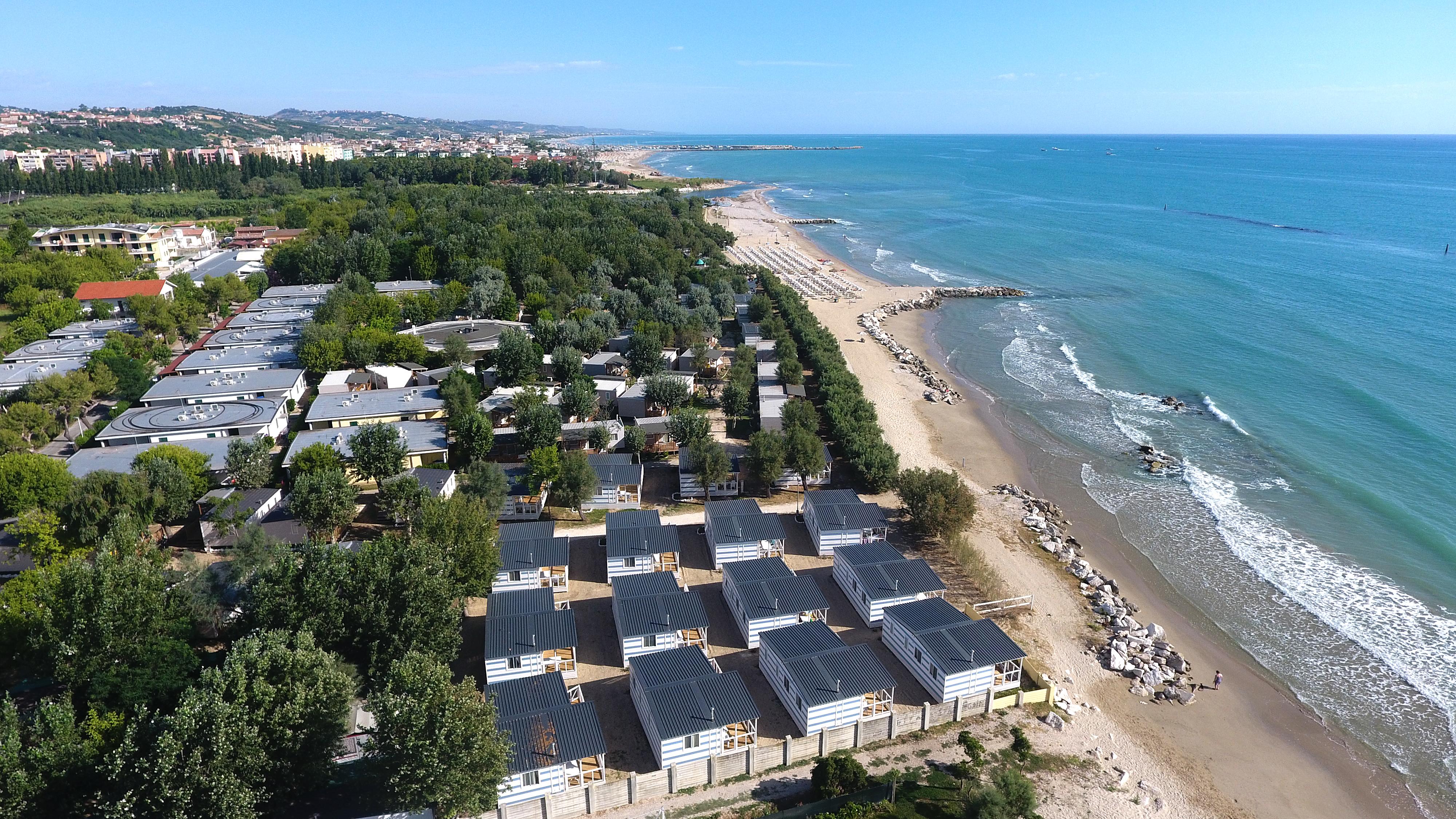 Stork Camping Village Roseto Degli Abruzzi Exteriör bild